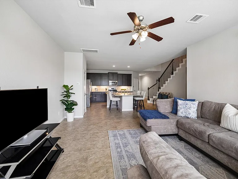 3404 Orchard Bridge Ln — Photo 6