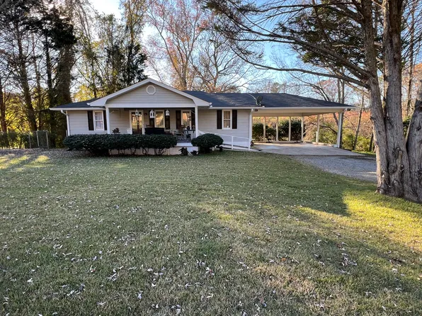 3955 Doc Sams Rd, Cumming, GA 30028