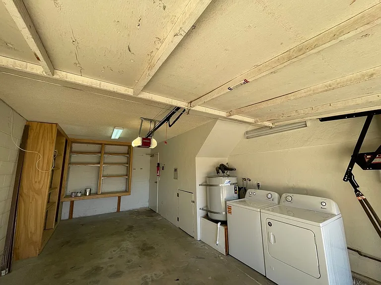1118 Fresno St #5 — Photo 19