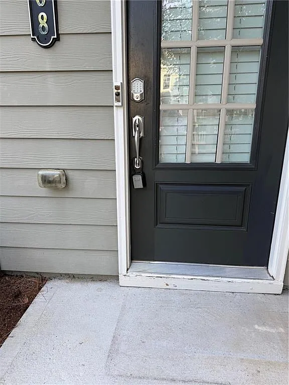 3 bed, 3.5 bath, 2128 sqft, $2,900 — Photo 4