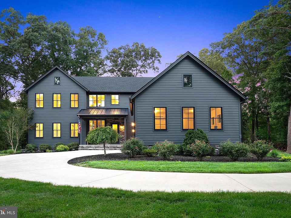 1st image of 22720 Persimmon Ln