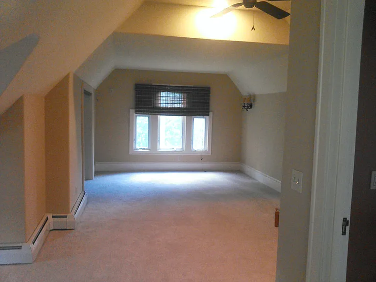 1311 Adams St NE — Photo 7