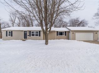 4480 Willow Run Dr, Dayton, OH 45430