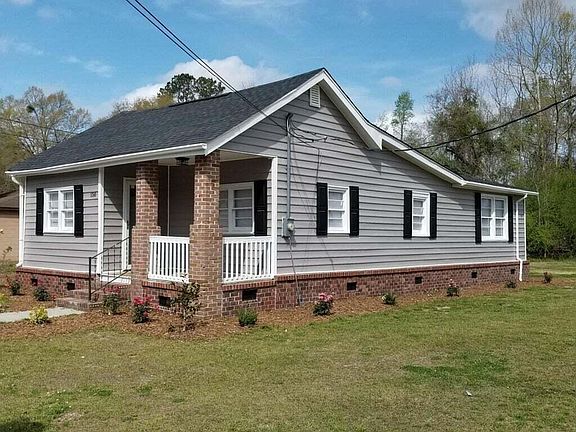 2nd image of 150 Pidgeon Bay Rd