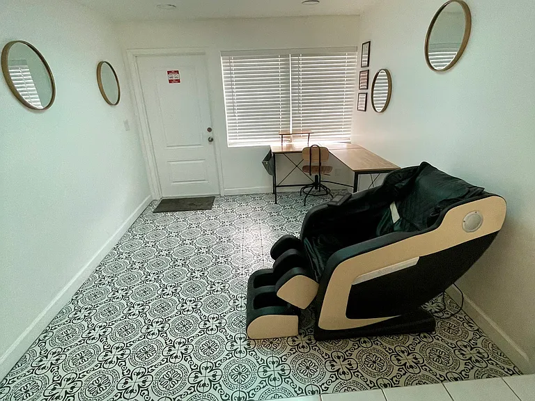 104 SW 21st Way #A — Photo 26