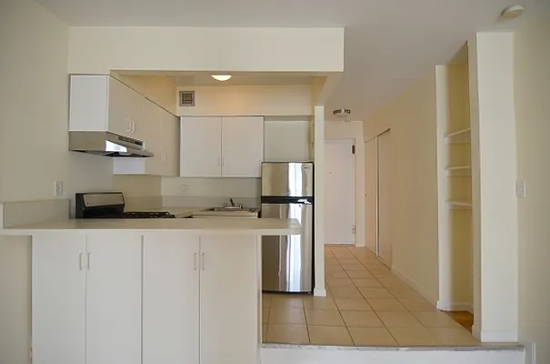 Rented by MNS | media 11