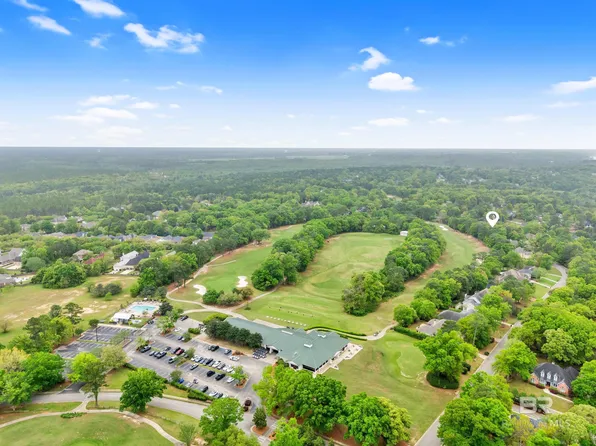 110 Clubhouse Dr #99, Fairhope, AL 36532