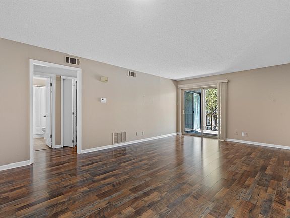 5th image of 1137 Twin Points Rd APT F