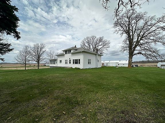 2nd image of 17870 Clover Rd