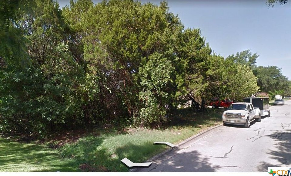 2nd image of 1510 Wildridge Dr
