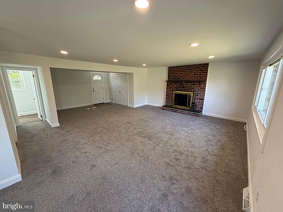 4th image of 1104 Church Rd