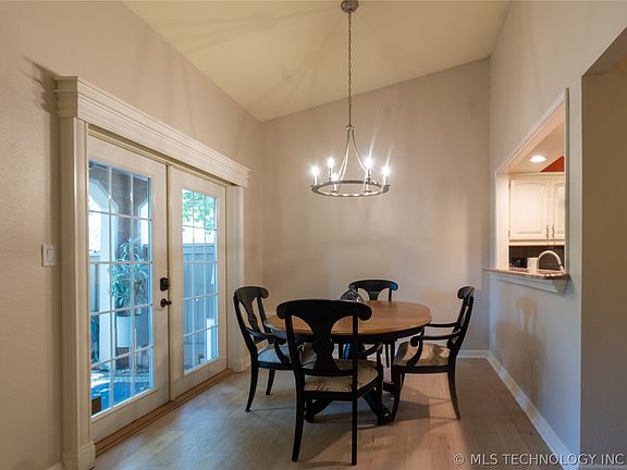 5th image of 3122 E 91st Pl Unit 3122