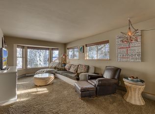 10873 Blueberry Rd, Truckee, CA 96161
