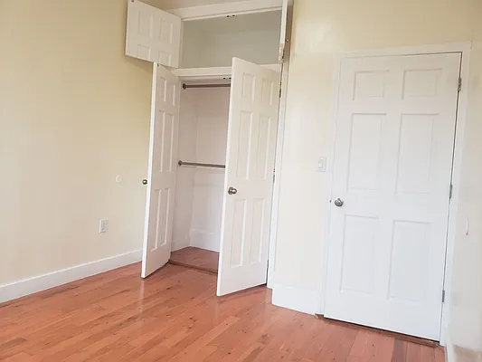 Rented by Lang Realty LLC | media 28