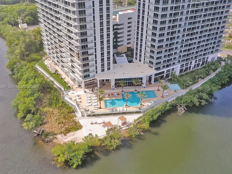 16385 Biscayne Blvd #3120 — Photo 18