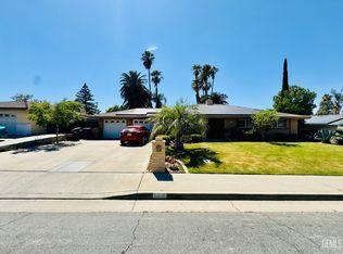 3208 Sunview Dr, Bakersfield, CA 93306