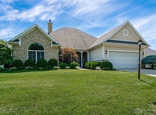 550 Yankee Trace Dr, Dayton, OH