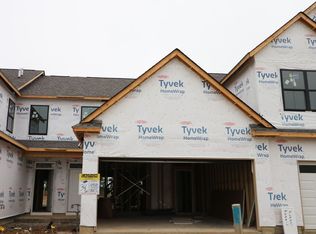 6406 Hamilton Woods Blvd N, Westerville, OH 43081