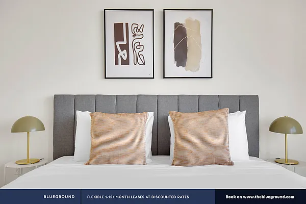 Rented by The Blueground | media 12