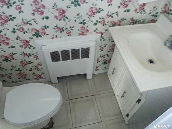 3rd image of 13 Pepper Cir E