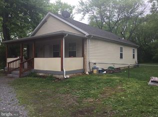 5518 Seminary Rd, Alexandria, VA 22311