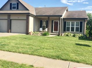 719 Cedar View Ln, Bellevue, NE 68123