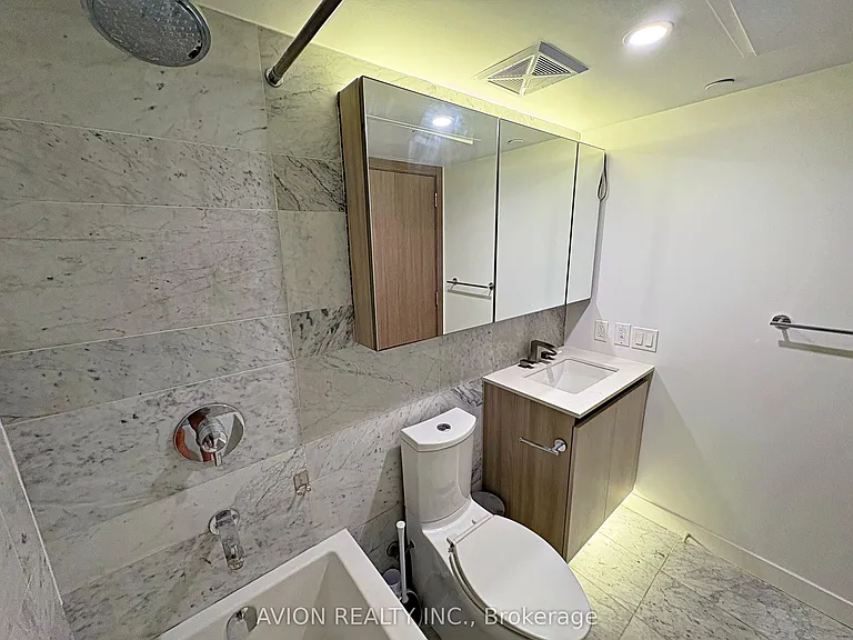 19 Bathurst St #1609 — Photo 12