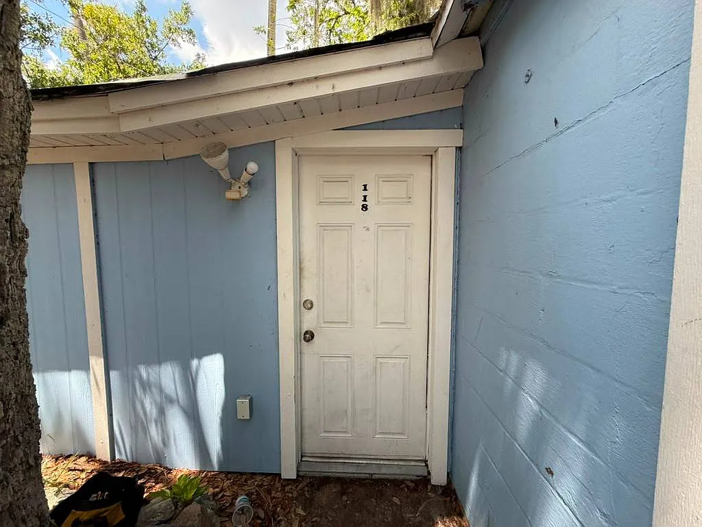 1 bed, 1.0 bath, $700 — Photo 4