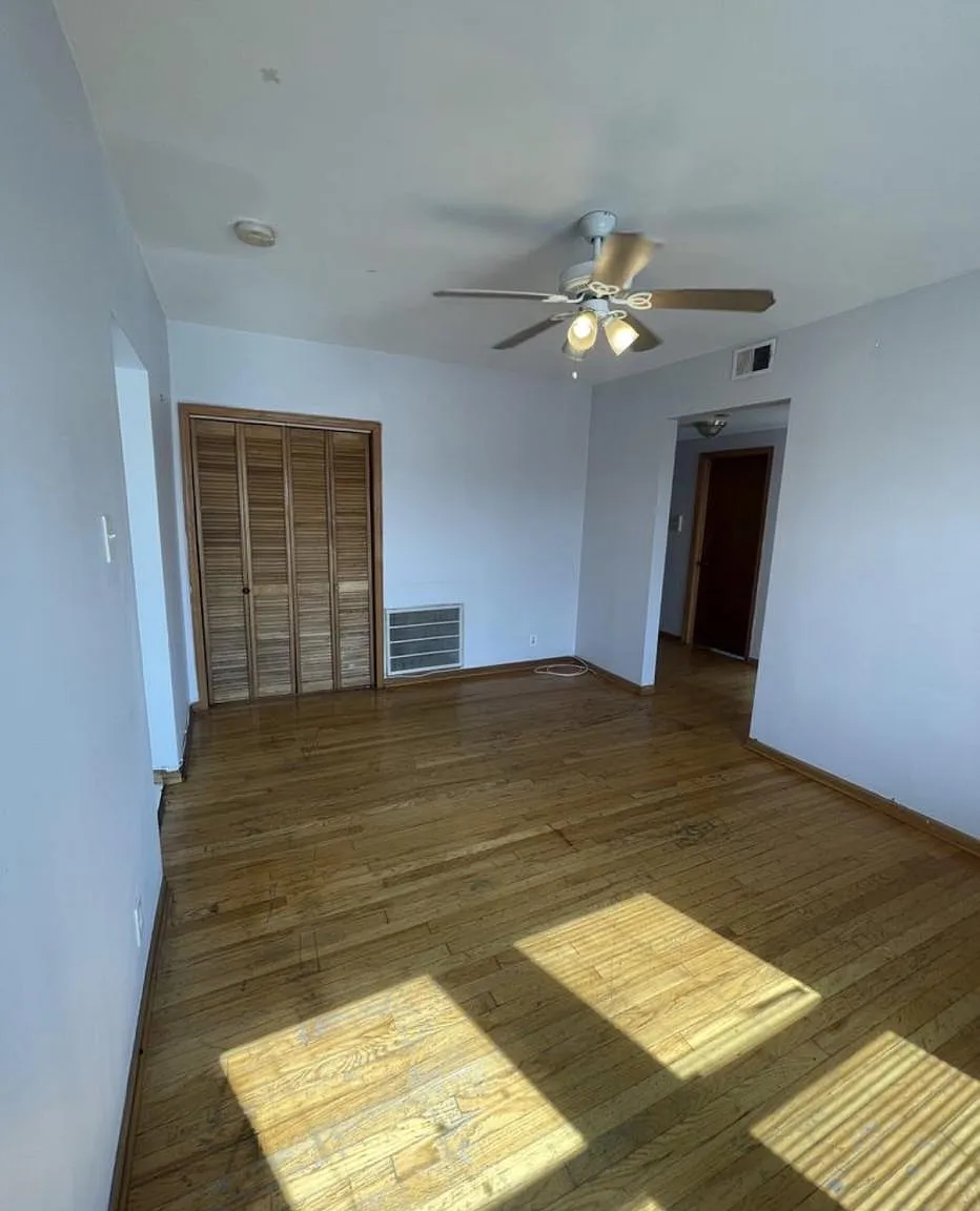 1 bed, 800 sqft, $1,450 — Photo 3
