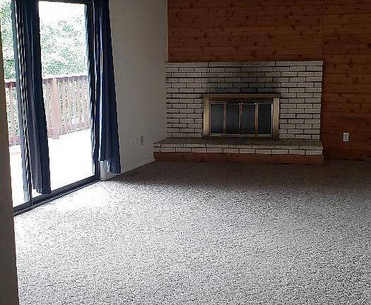 5th image of 803 Whitaker Dr