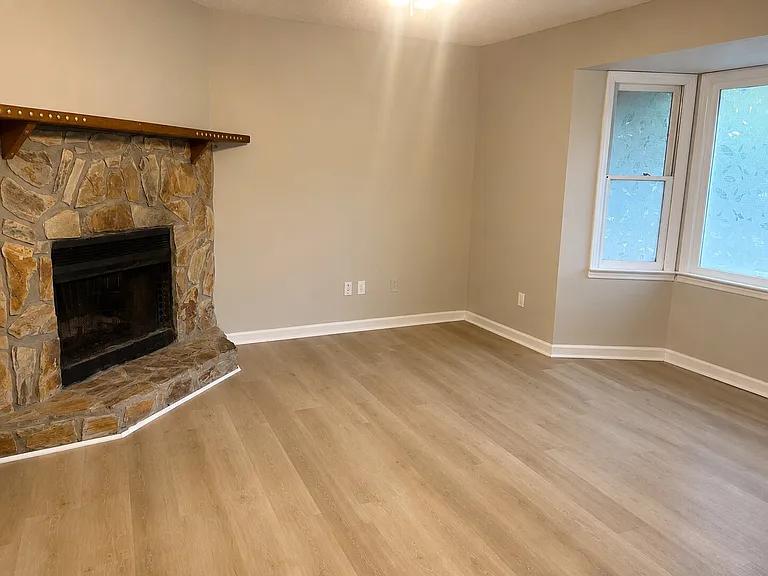 4355 Barrington Pl — Photo 25