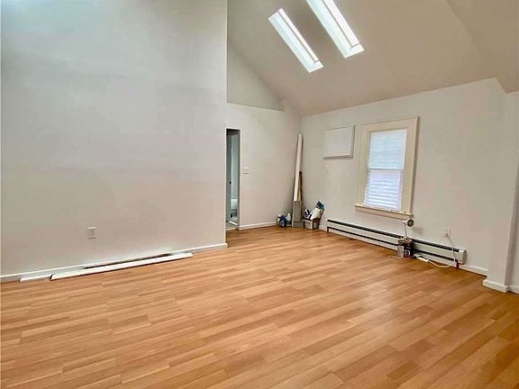 3rd image of 283 Deauville Blvd