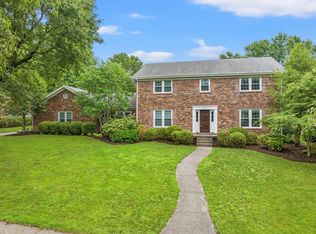 612 Summershade Cir, Lexington, KY