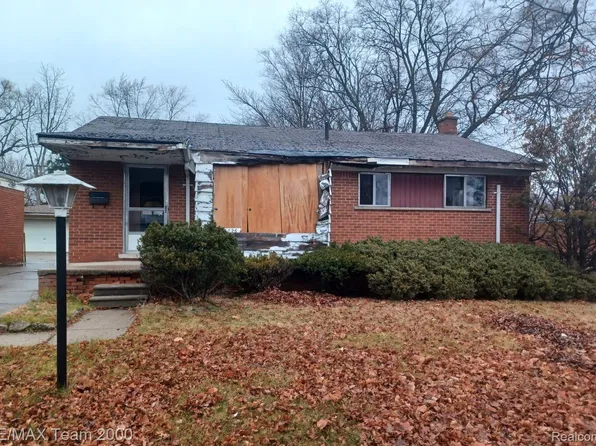 8026 Pembroke Ave, Detroit, MI 48221