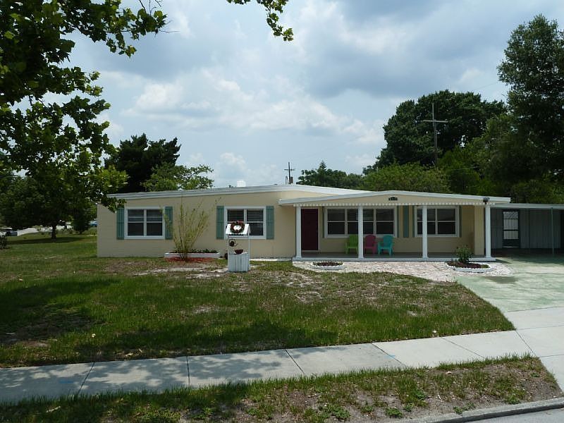 1st image of 6110 Lilac Dr