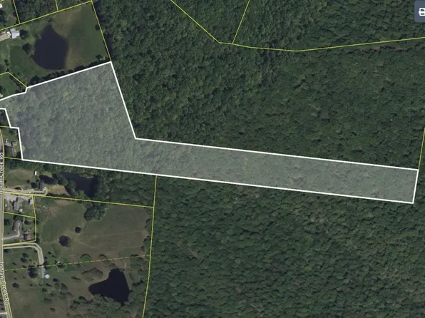 0 Indian Creek Rd, Mc Ewen, TN 37101