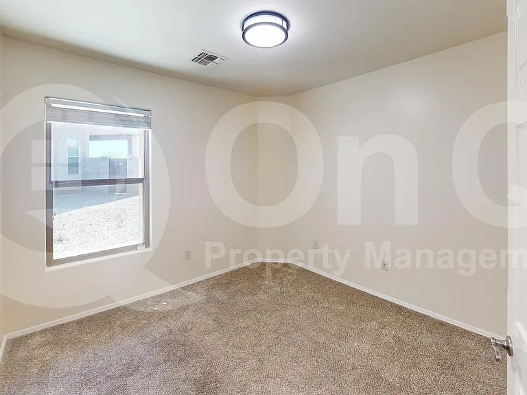 8478 S Hunnic Dr — Photo 10