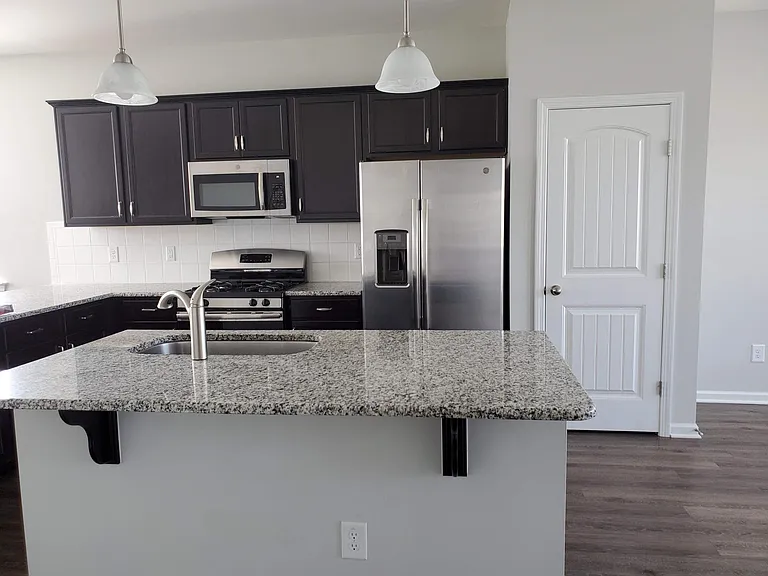 6509 Perry Creek Rd — Photo 35