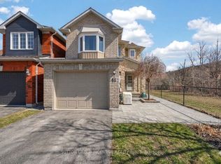 41 Herrema Blvd, Uxbridge, ON L9P 1W6
