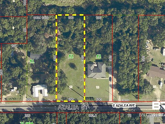 2nd image of 921 Azalea St