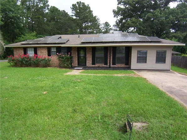 21 Bosecker Dr, Dry Prong, LA 71423