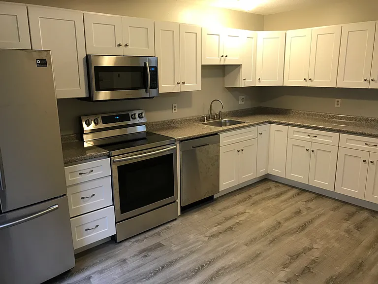 497 Scott Rd #11 — Photo 3