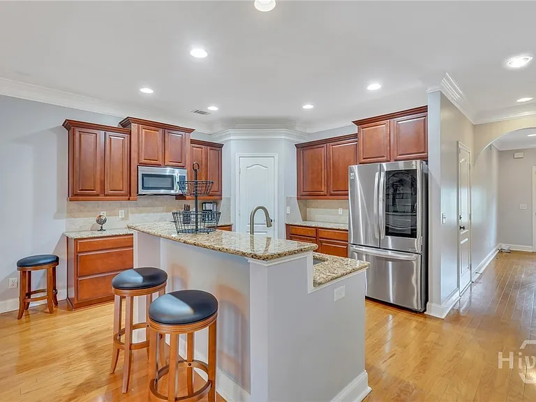 124 Ventura Pl — Photo 12