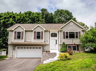 23 Benning St, Salem, NH 03079