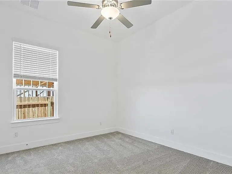 135 Horseshoe Cv — Photo 21