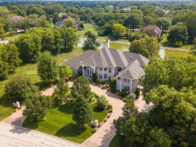 (Undisclosed Address), South Barrington, IL, 60010