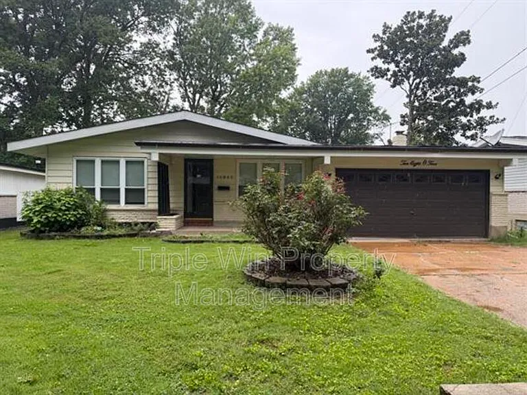 10805 Landseer Dr — Photo 2