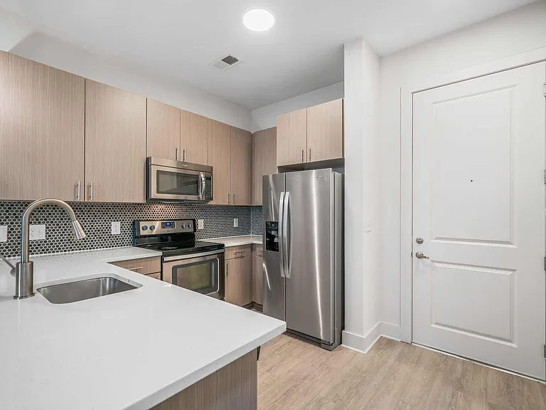 Arlo Decatur Apartments — Photo 24
