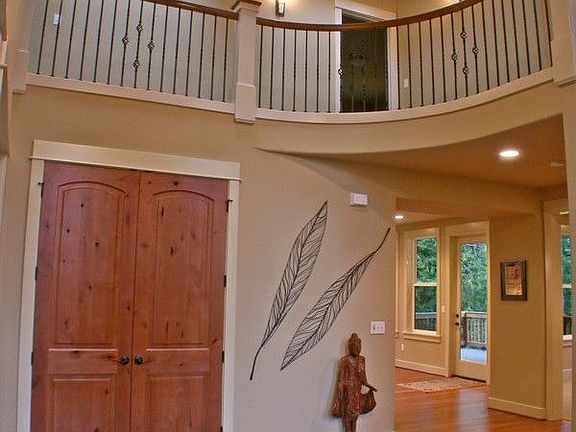 Bamboo floors, 8ft knotty alder doors 