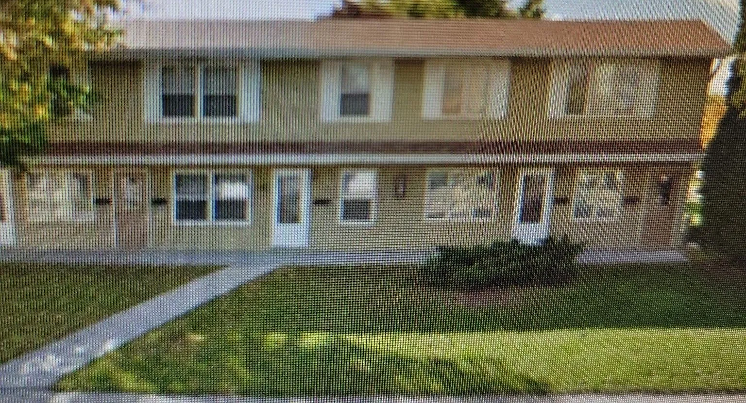1 bed, 810 sqft, $843 — Photo 1